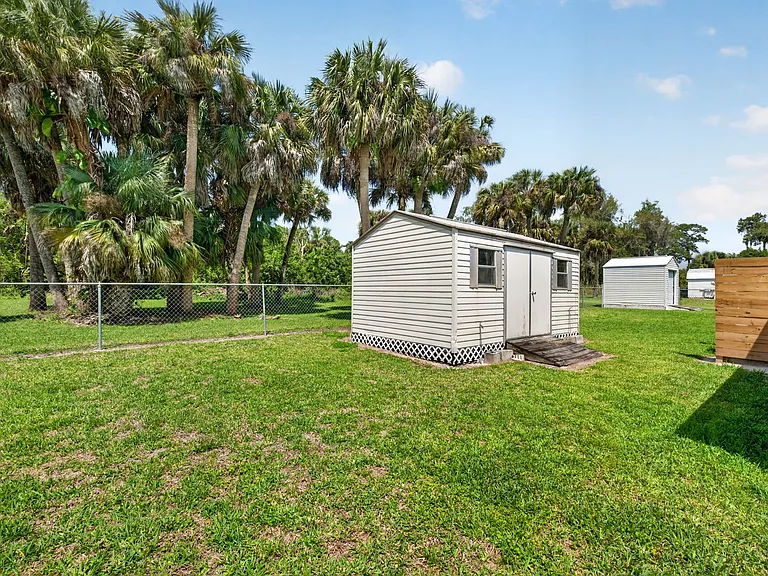 17391 Rewis Rd — Photo 18