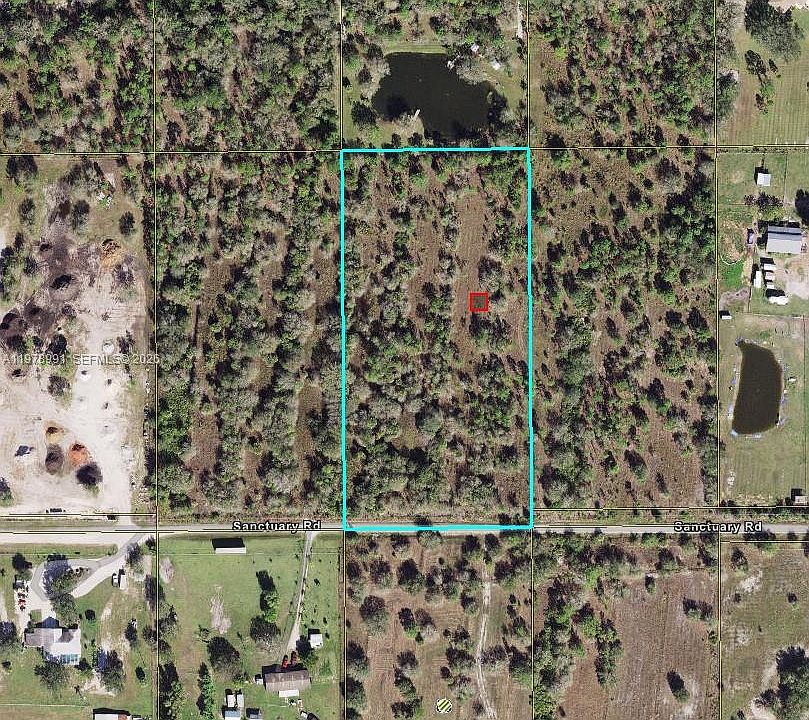 1st image of 0 Sanctuary Rd