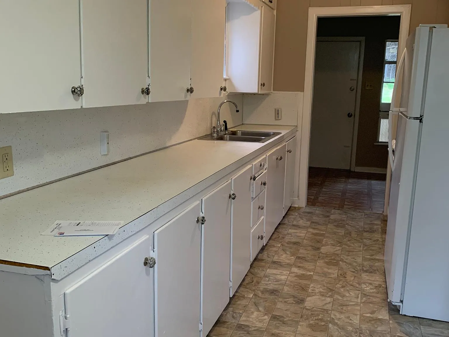 3 bed, 1400 sqft, $1,495 — Photo 3