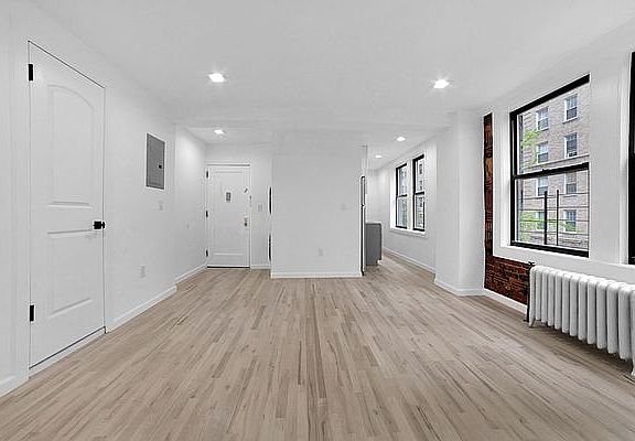2nd image of 700 W End Ave APT 5B