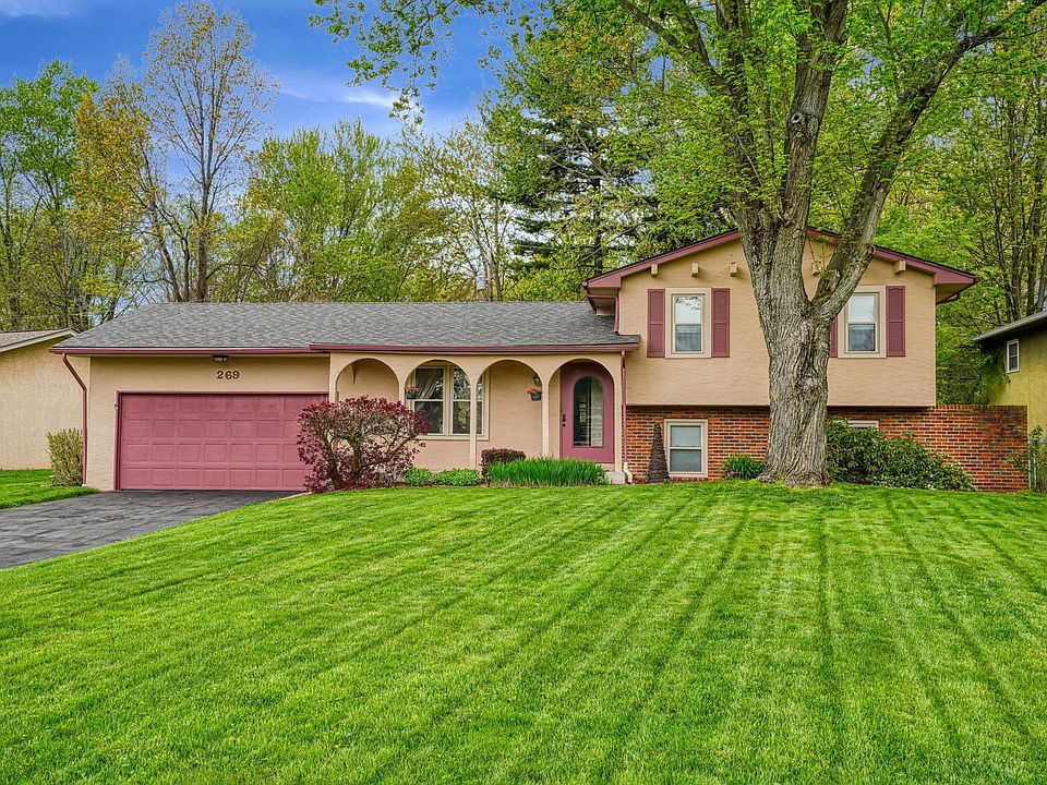 1st image of 269 Brookhaven Dr W