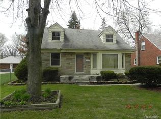17845 Pierson St, Detroit, MI 48219