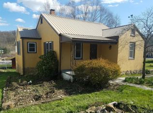 237 New Hope Rd #237, Princeton, WV 24740