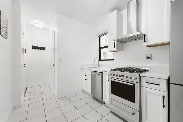 Rented by Compass | media 1