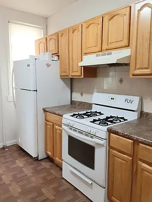 Rented by Sally Raia LLC | media 20