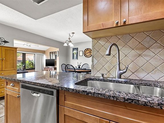 4th image of 8434 17th St N #13C