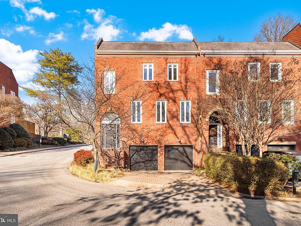 1st image of 3988 Georgetown Ct NW