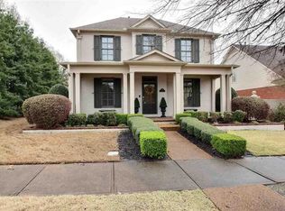 290 Colbert St E, Collierville, TN 38017