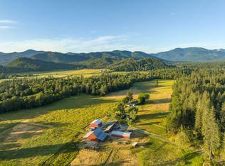 701 Messinger Rd, Grants Pass, OR 97527