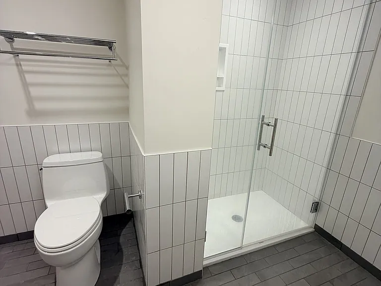29 Longwood Ave #303 — Photo 10