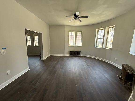 2nd image of 12065 Edgewater Dr APT 3
