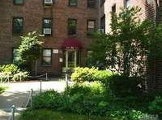 52-54 65th Pl APT 6P, Maspeth, NY 11378
