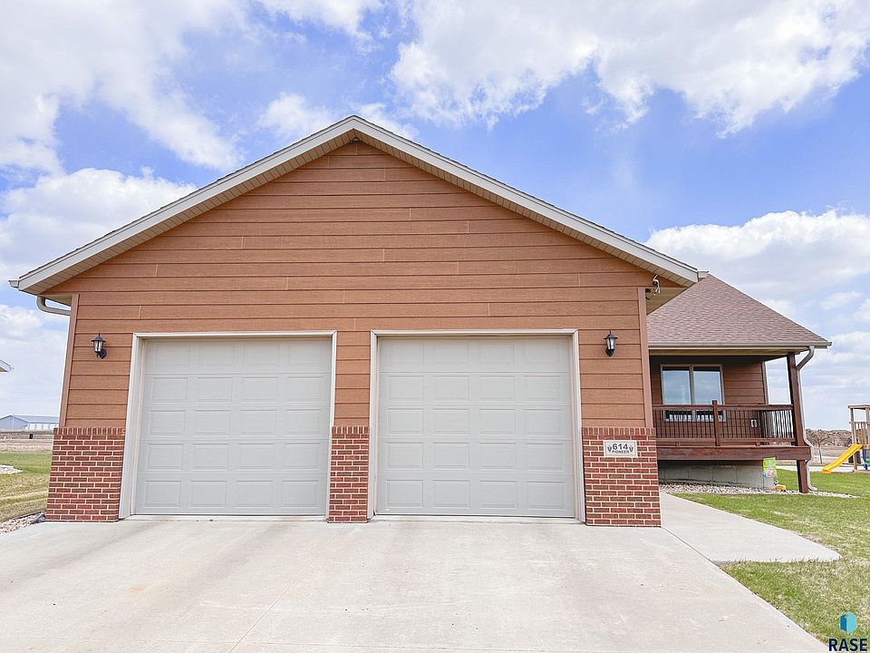 614 Pioneer Ave, Colman, SD 57017 Zillow