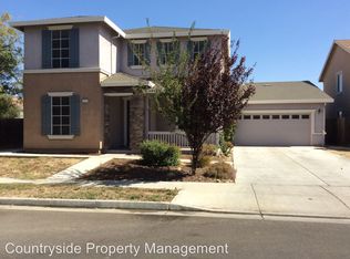 304 Summer Phlox Ln, Patterson, CA 95363