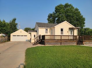 704 S Kimball St, Grand Island, NE 68801