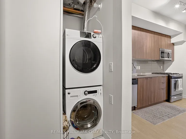 140 Broadview Ave #52 — Photo 15