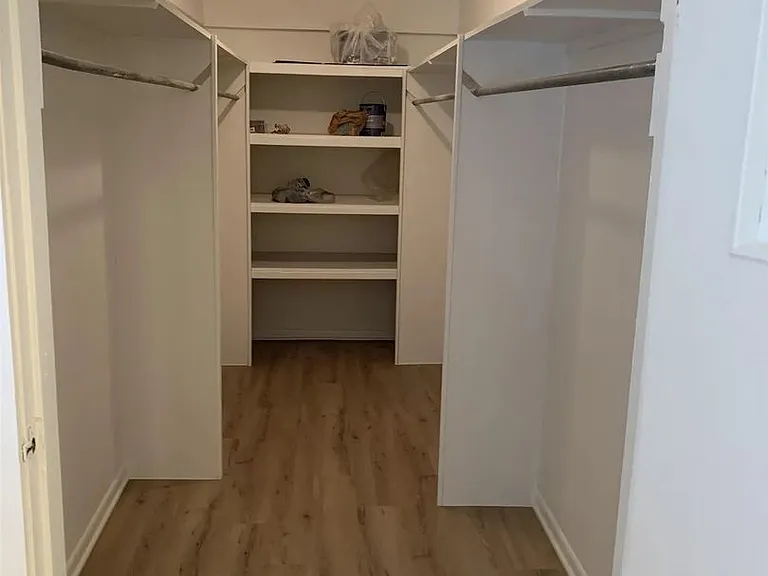 279 E Ayers St — Photo 11