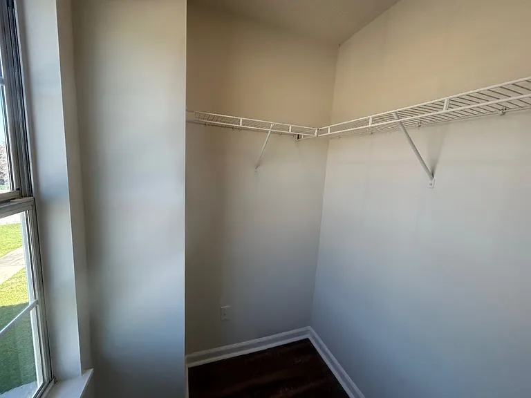 507 Summit Terrace Ct — Photo 26