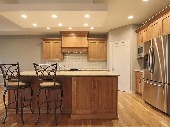 4th image of 1724 Whispering Pines Cir