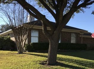 1073 Dane Dr, Hewitt, TX 76643