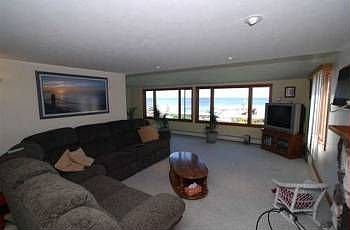5th image of 28 W Beach Dr