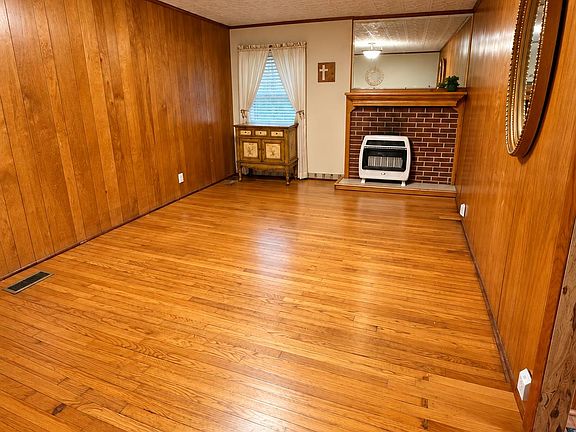5th image of 183 Lookout Rd