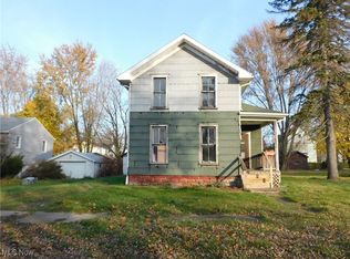 386 Washington St, Conneaut, OH 44030