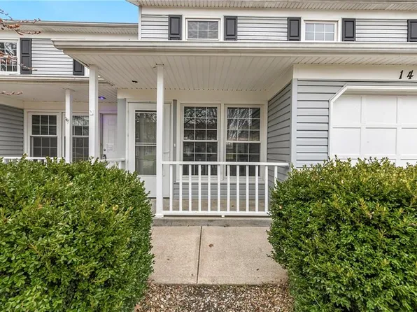 1411 SE 8th St, Lees Summit, MO 64063