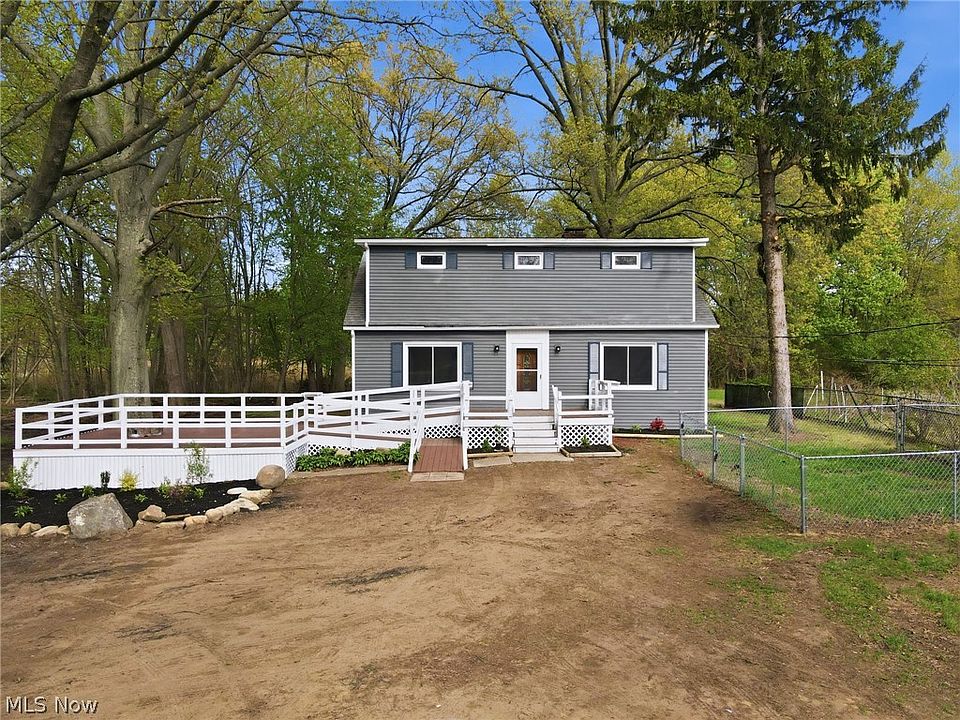 1st image of 2757 Burns Rd