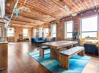 121-121 Beach St #801, Boston, MA 02111