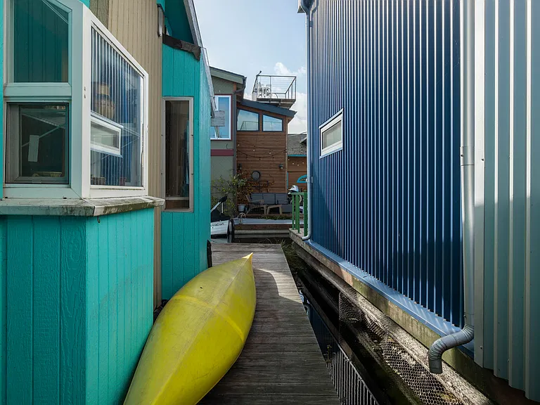 2031 Fairview Ave E #HOUSEBOAT D — Photo 17