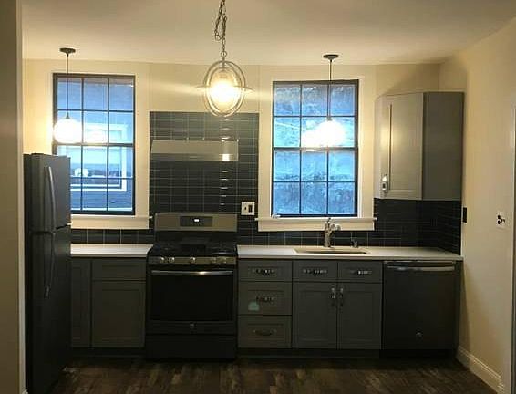 4th image of 8 Grand Ave #3