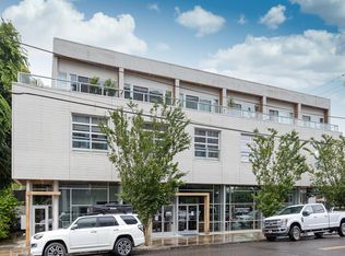 16 NE Shaver St UNIT 202, Portland, OR 97227