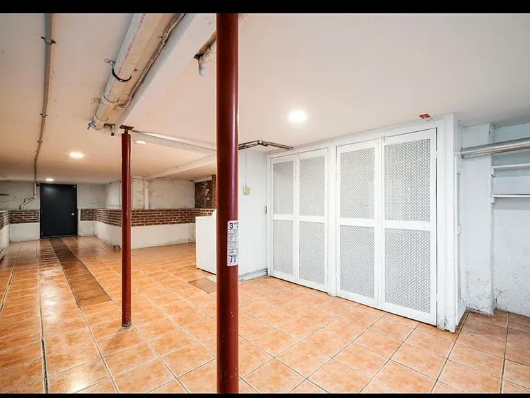 28 Jones St — Photo 17