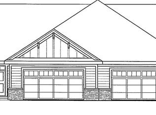 1023 Fox Hill Ln SW, Rochester, MN 55902