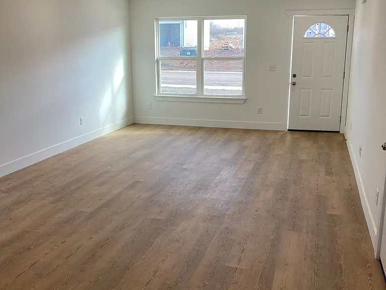1202 Nedra Drive — Photo 5
