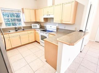 1440 Hawthorne Pl, Wellington, FL 33414