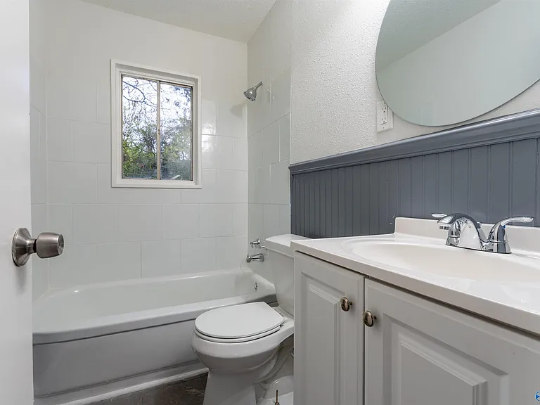 112 Wilkenson Dr NE — Photo 19