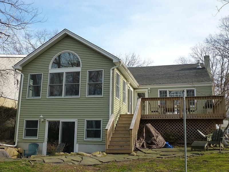 1st image of 22 Oneida Ave