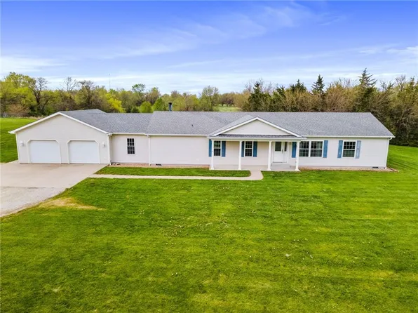 516 W Saint Joseph Ave, Stewartsville, MO 64490