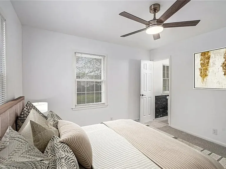 321 NW 22nd Street Ter — Photo 12