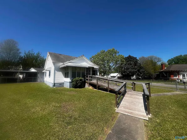 1 Cabot Ave, Gadsden, AL 35904