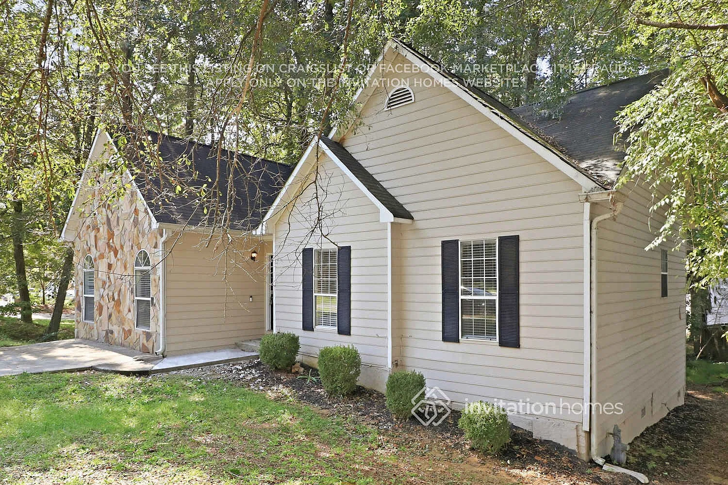 4032 Sharon Woods Dr Powder Springs, GA 30127 — Photo 2
