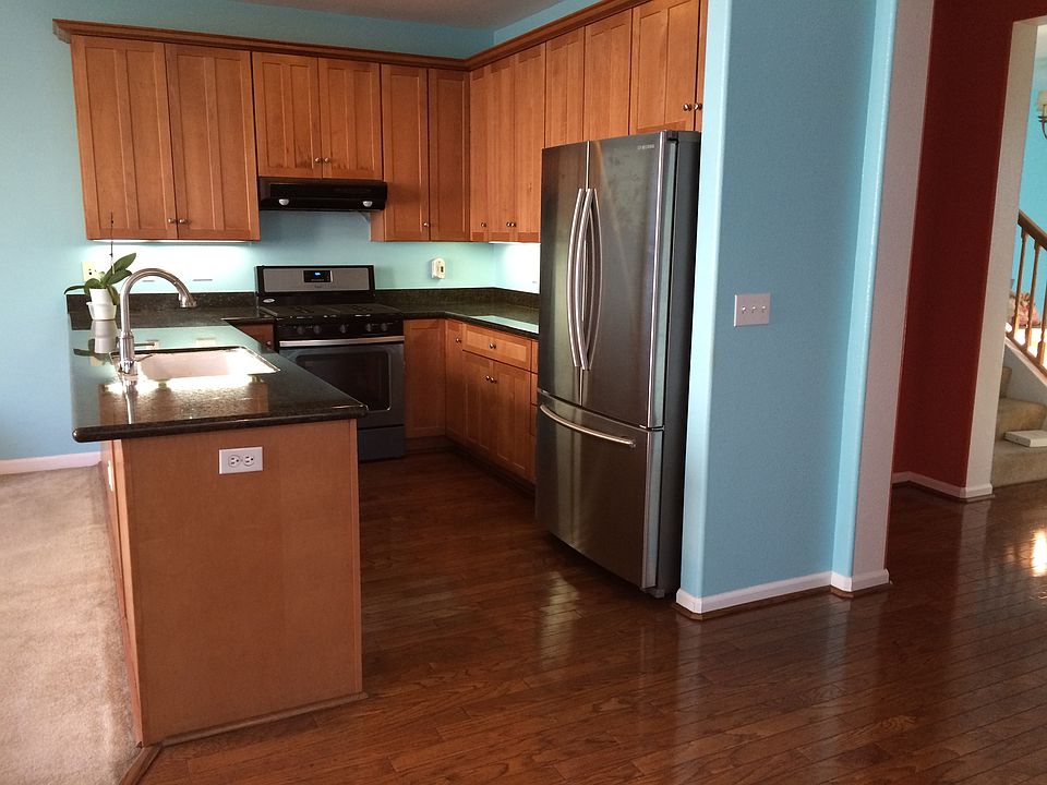 1st image of 5112 N 1st St