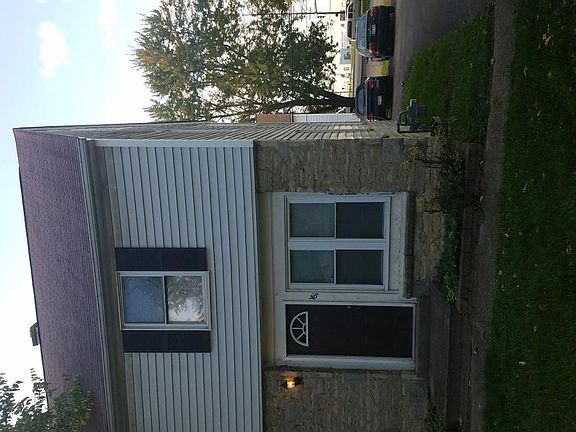 2nd image of 181 Midcliff Dr