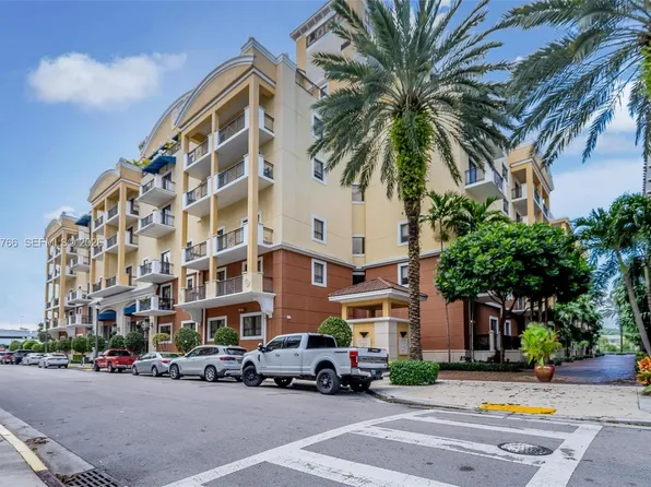 8395 SW 73rd Ave APT 314, Miami, FL 33143
