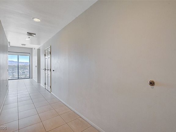 5th image of 200 W Sahara Ave Unit 1101