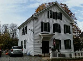 23 Pilgrim Ave, Coventry, RI 02816