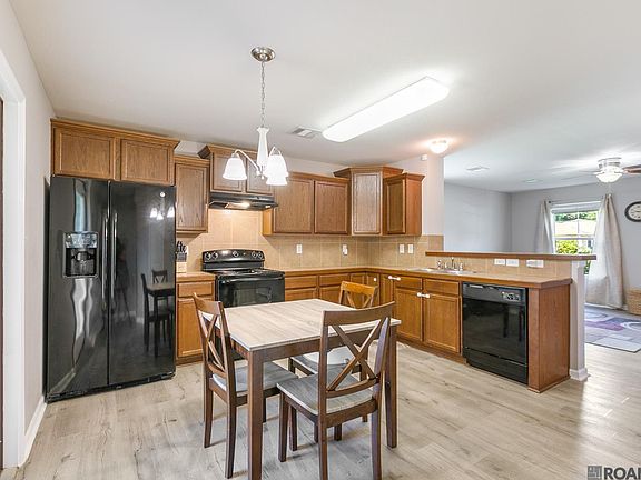 5th image of 39087 Prairie North Dr