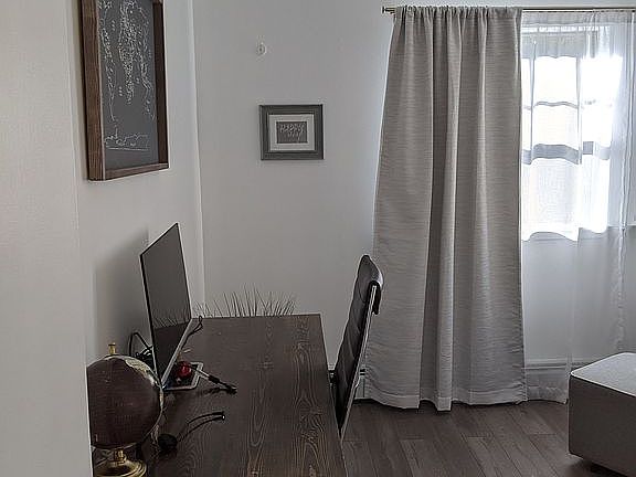 3rd image of 3 Beecher Ln